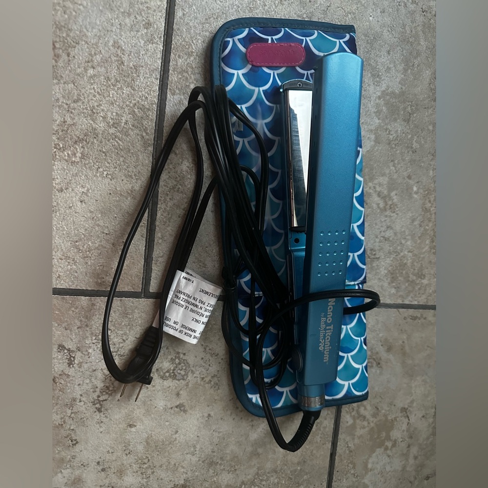 Babyliss flat iron